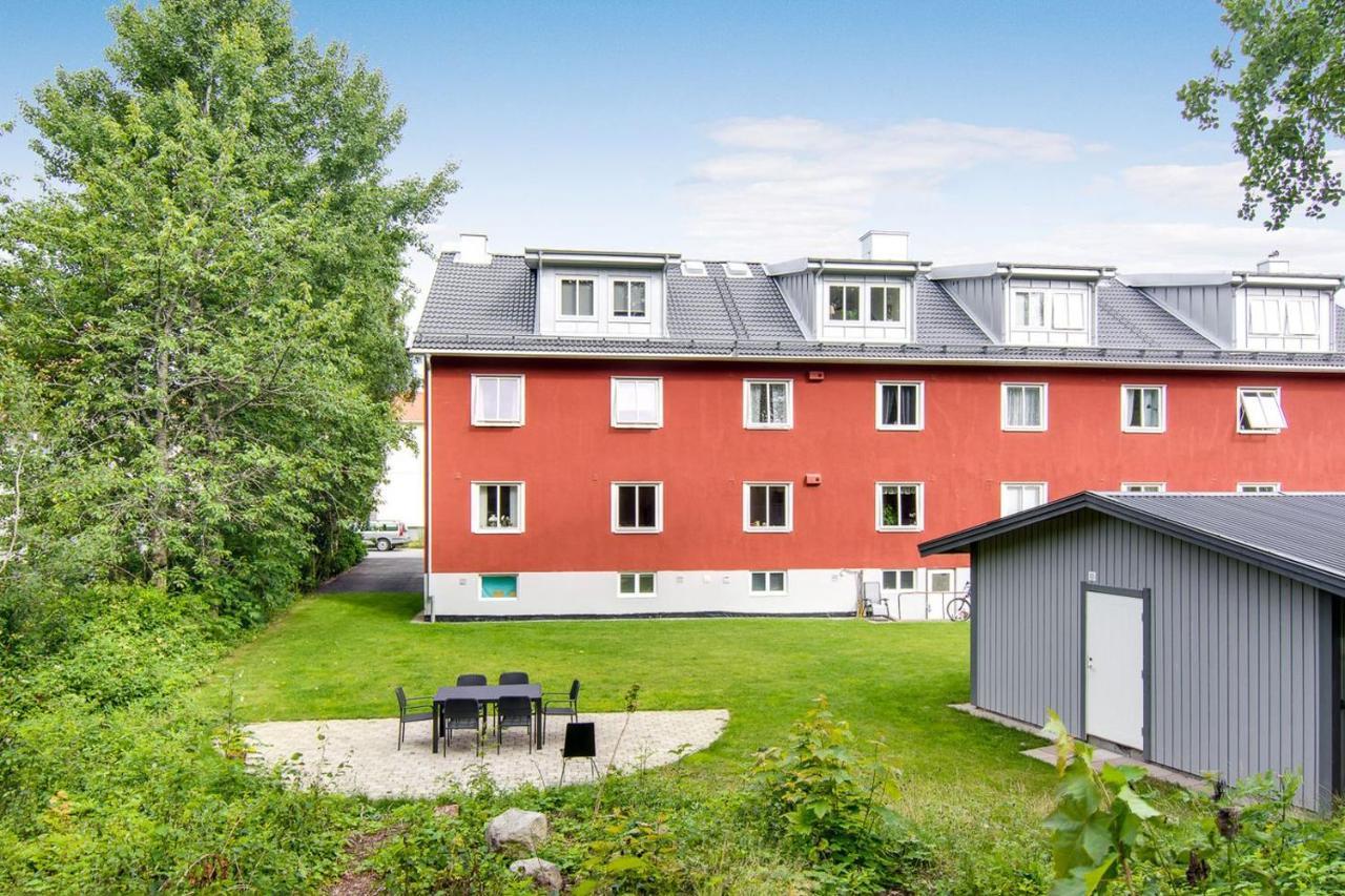 Frasch Och Fin 2:A. Gangavstand Till Stromstads Centrum Exterior photo